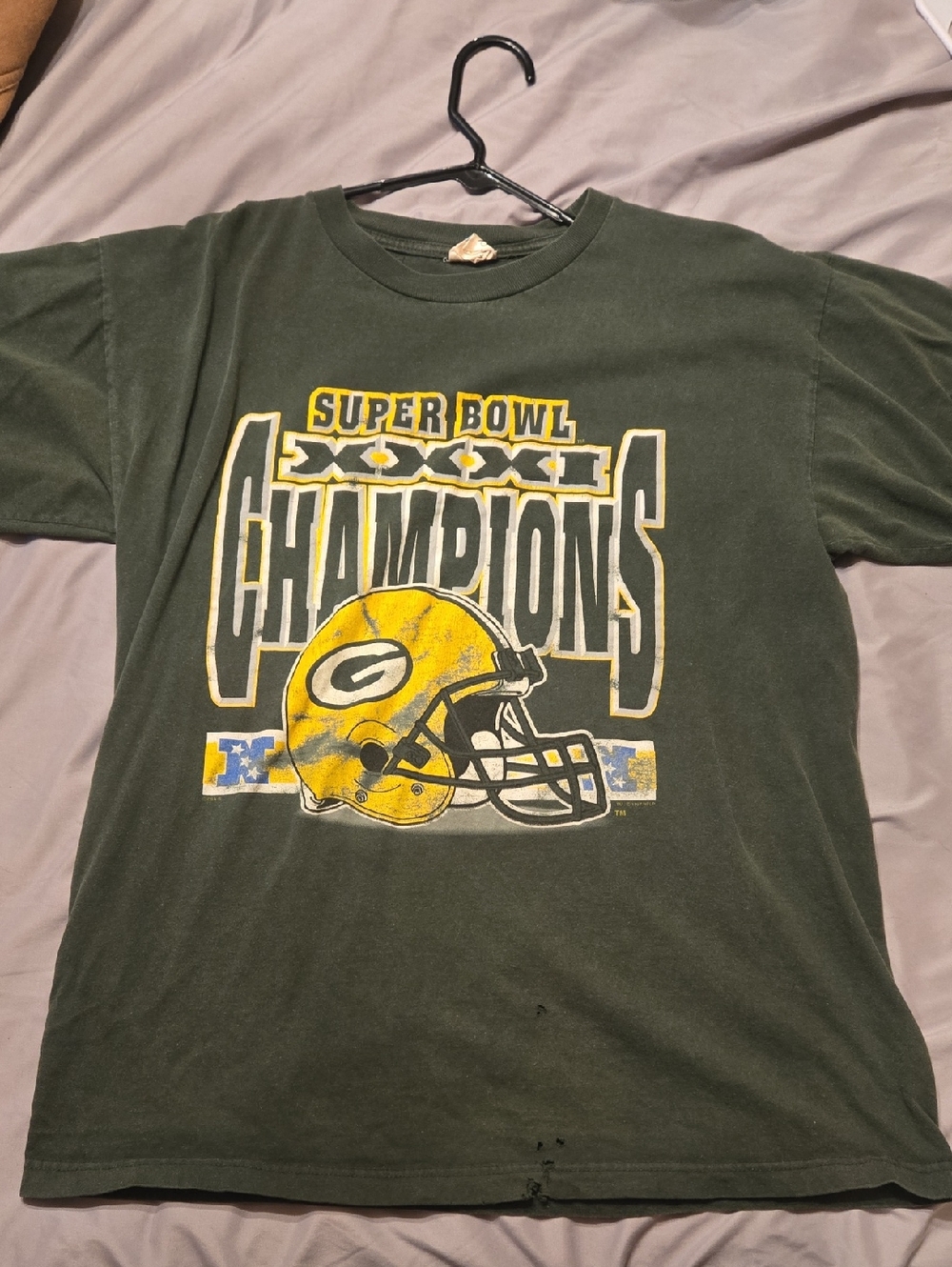 Green Super Bowl Champions Graphic Tee - Green Bay